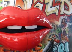 Lips, Fabrication, Cape Town